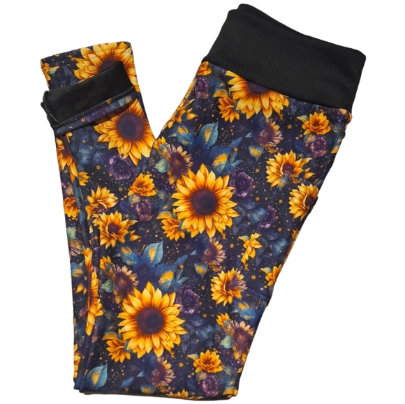 Galaxy Sunflower Fleece Lined Leggings with side pockets - Picture 2 of 2